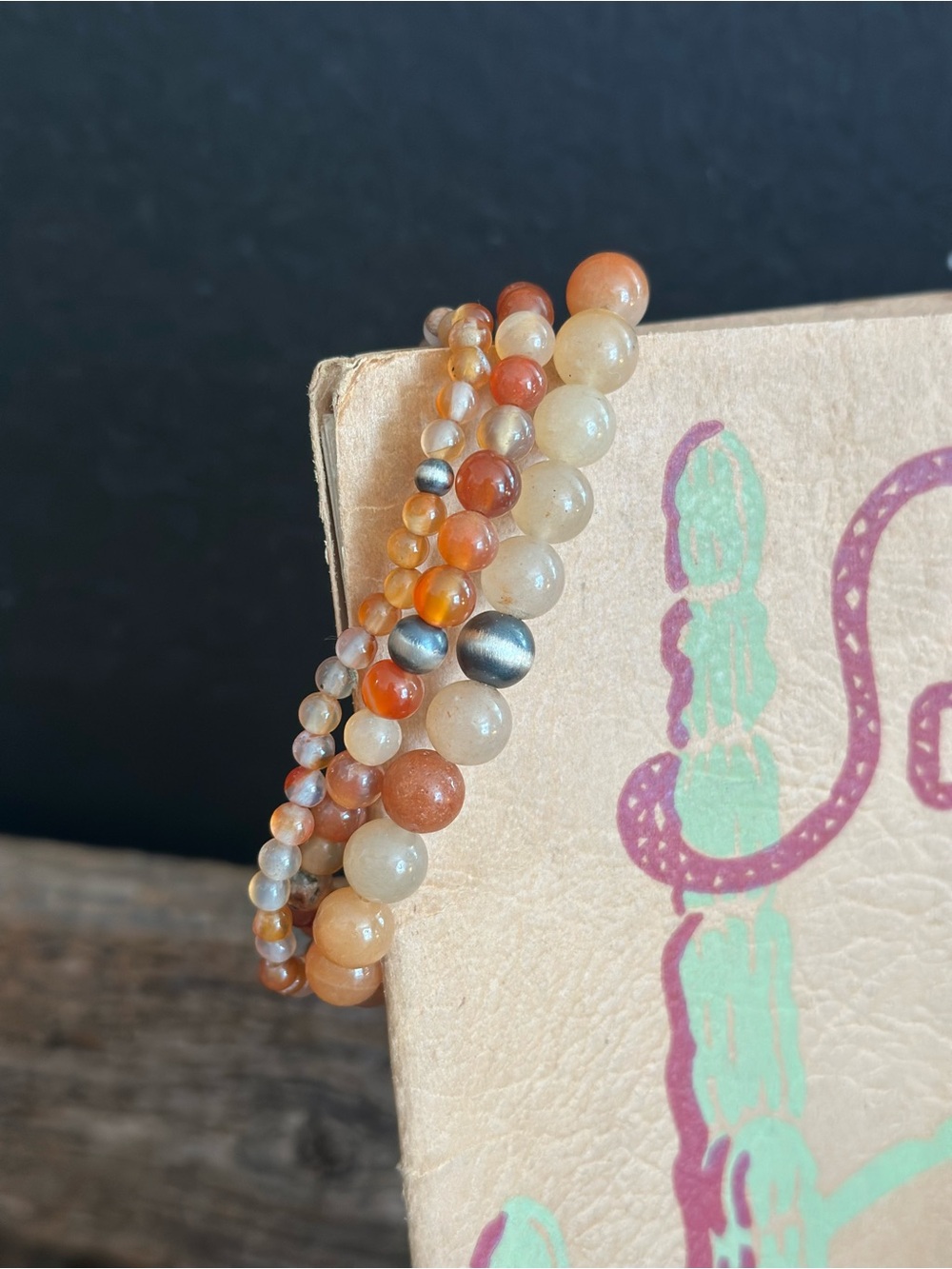 Multi-Stack Agate Bead Stretch Bracelet in Orange, Cream & Brown - Picture 1 of 1